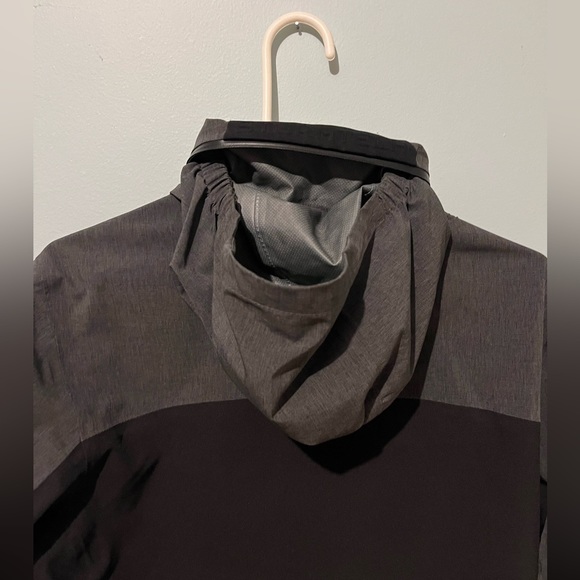 Stormtech Performance Convertible Jacket - Picture 6 of 10